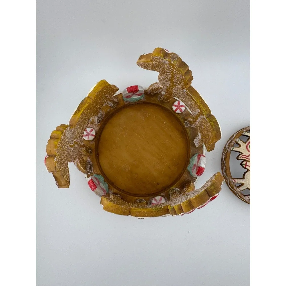 Yankee Candle‎ Gingerbread Carousel Large Jar Holder with Illuma Lid